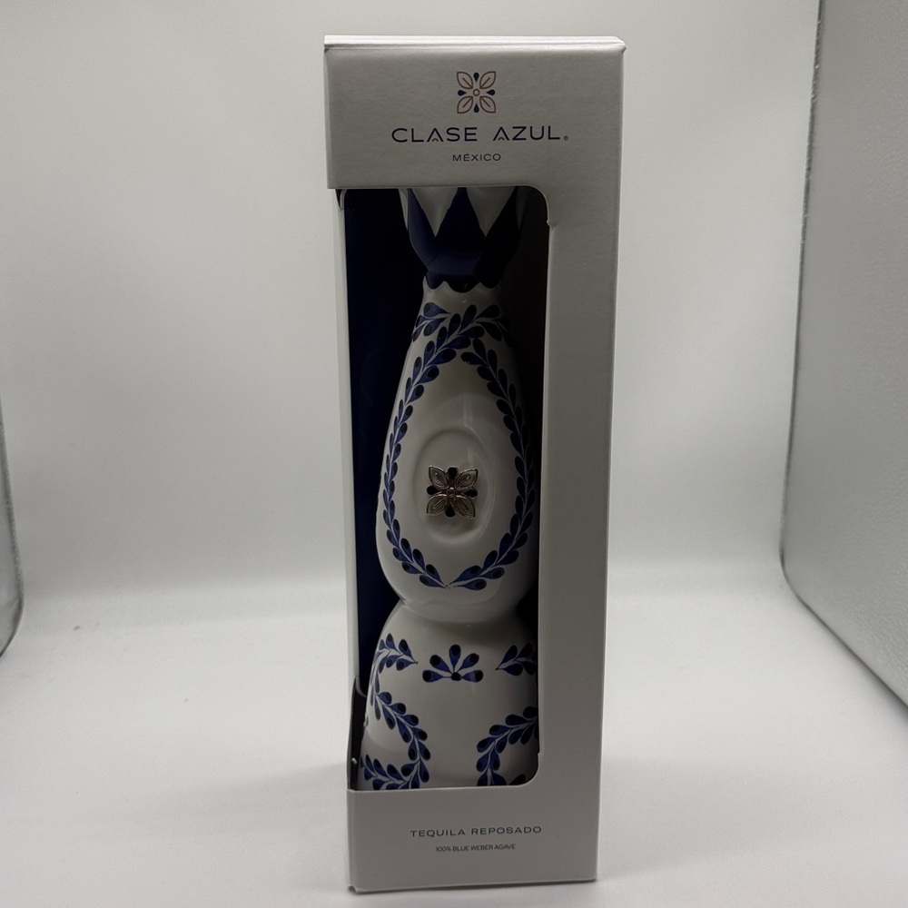 Clase Azul Reposado 750ml Tequila Bottle in Box.